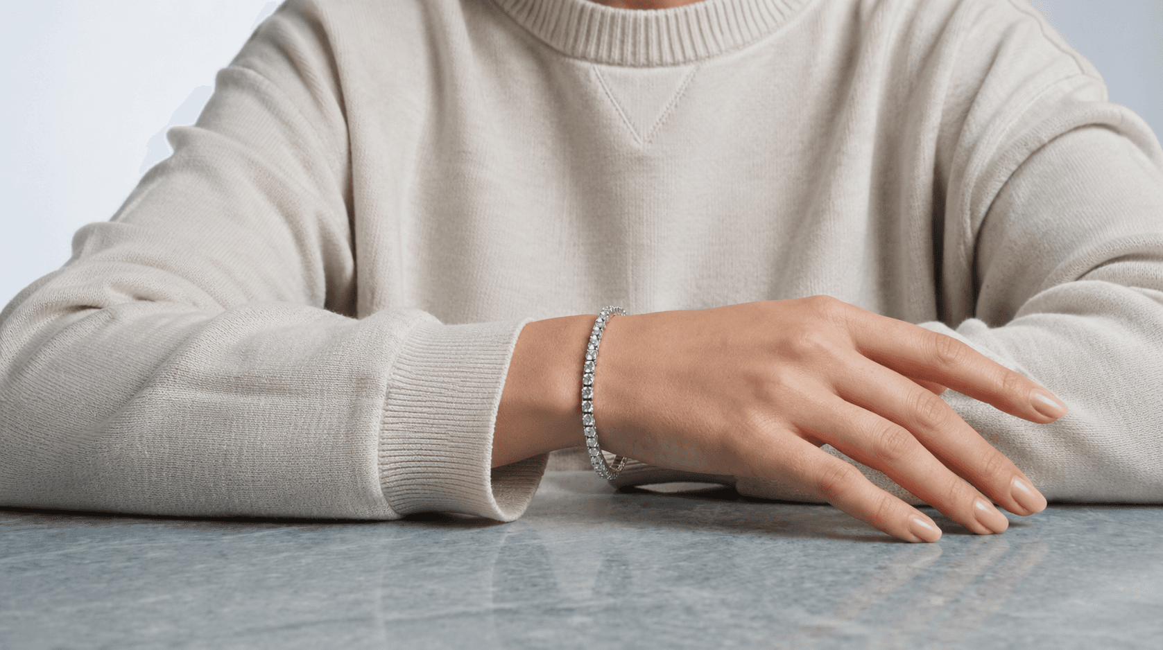 Round Cut White Stone Bracelet