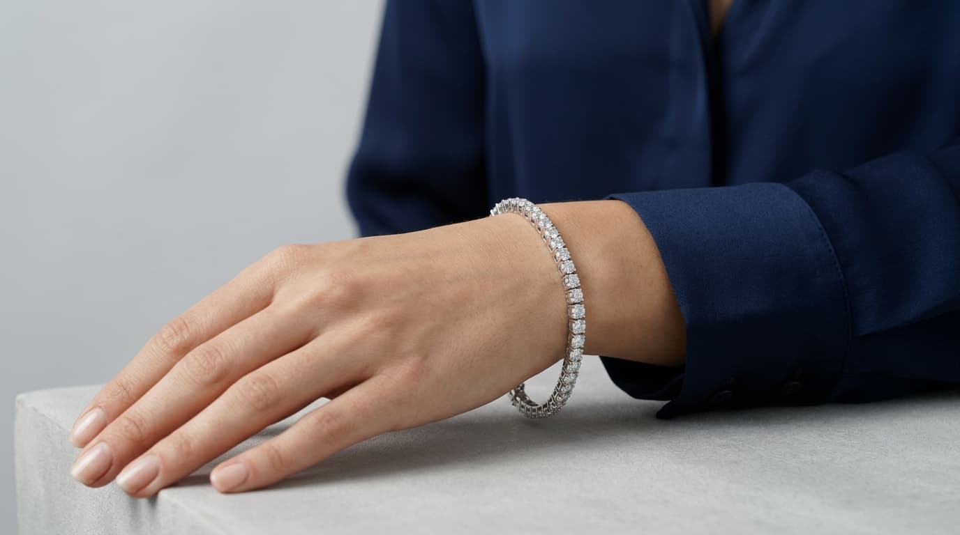 Round Cut White Stone Bracelet thumbnail 4