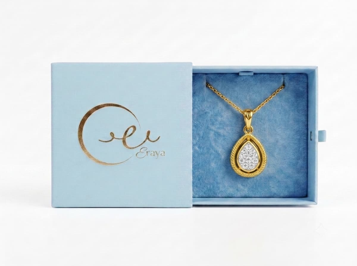 Teardrop Cluster Pendant Necklace thumbnail 3