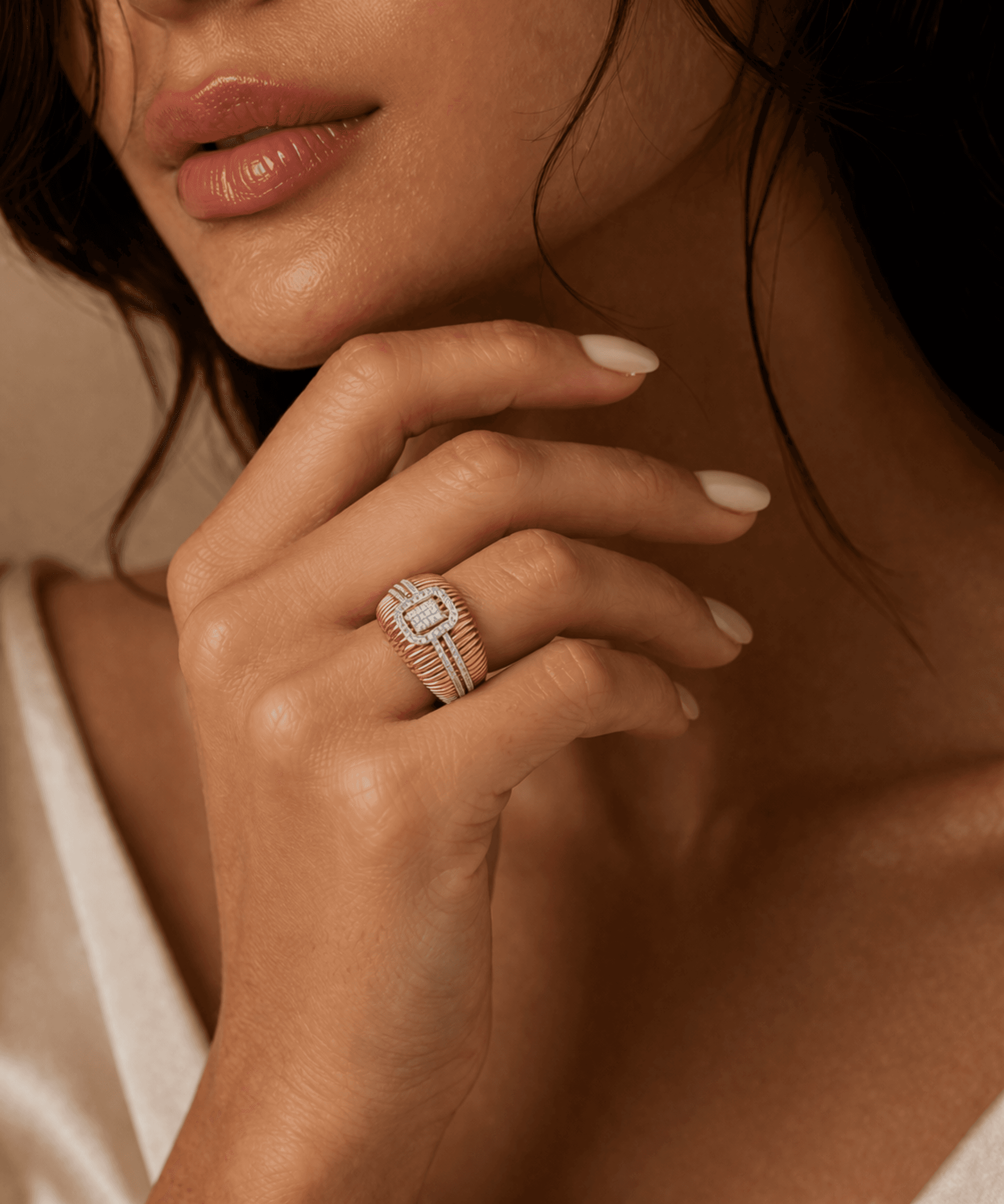 Rectangle Halo Wire Statement Ring thumbnail 2